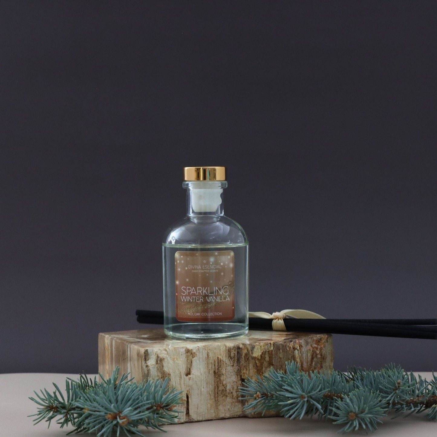 Sparkling Vanilla Holiday Reed Diffuser with cap – warm and cozy Christmas scent home fragrance