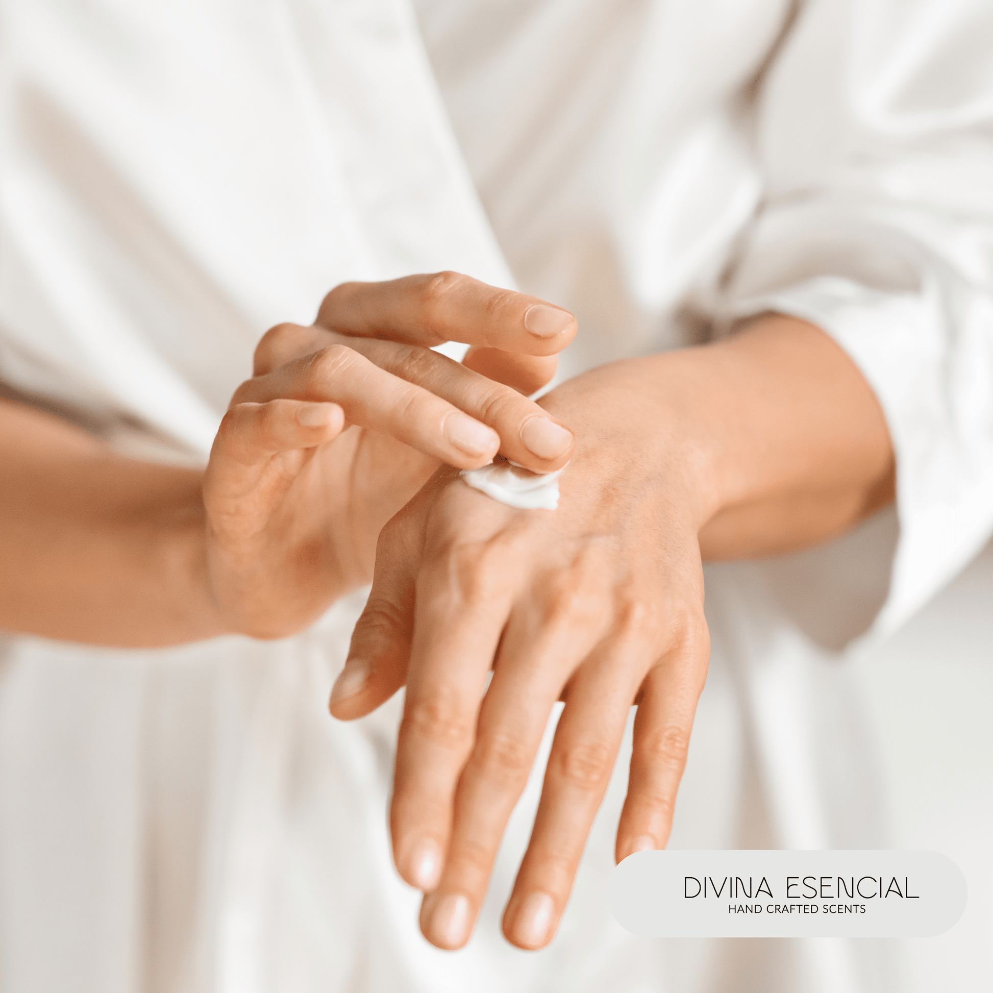 Hand & Body Lotion - Divina Esencial